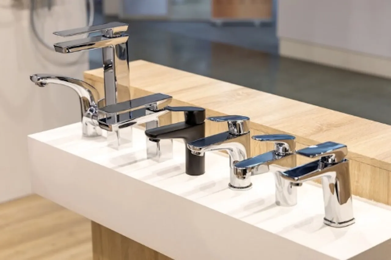 Sascha Stivic - Badezimmer-Tabs in verschiedenen Größen